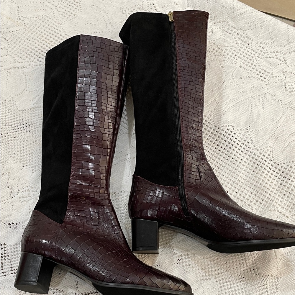 Trotters Maroon and Black Heeled Boots